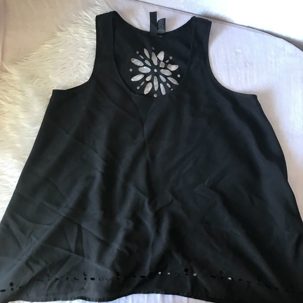⚜️Fun & Flirt Top⚜️6 For $25 - Picture 2 of 4